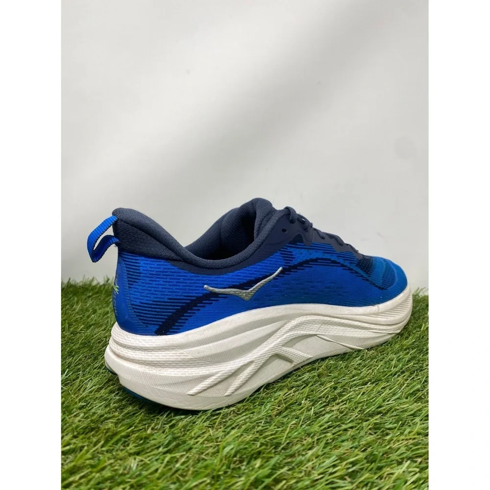 Hoka One One hoka skyflow